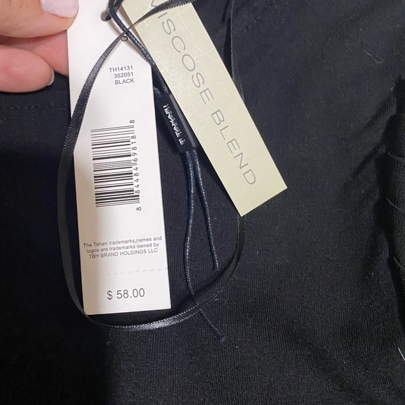 Tahari Pleated Shear Sleeves Women’s Blouse - Picture 6 of 7